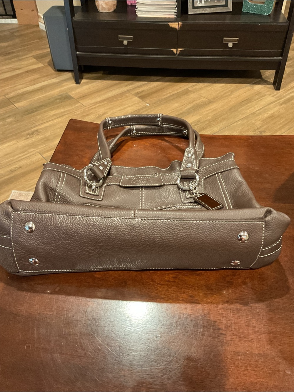 Coach 2009 Penelope Brown Leather Shoulder Tote with Contrast Stitching - Picture 7 of 10